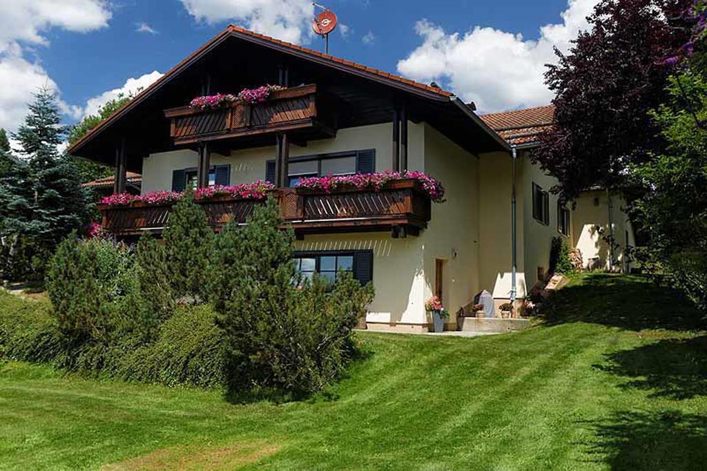 Ferienwohnung Im Landhaus Am Nationalpark Ludwigsthal Extérieur photo